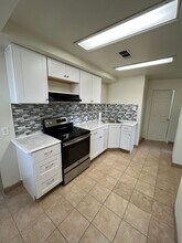 12975 Houston Ave in Hanford, CA - Building Photo - Building Photo