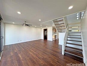 95-325-325 Kahikinui Ct in Mililani, HI - Building Photo - Building Photo