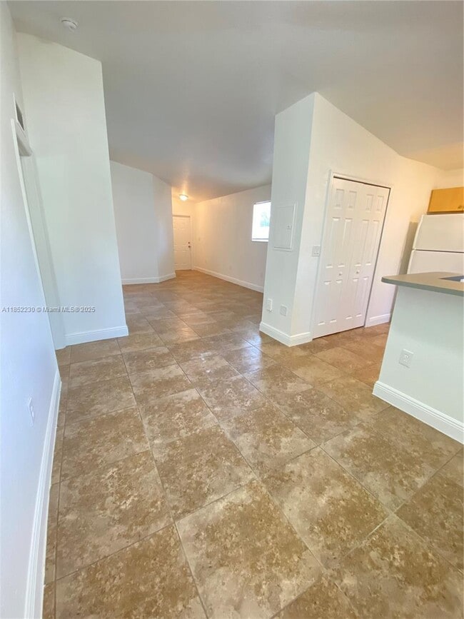 2910 SE 13th Rd in Homestead, FL - Building Photo - Building Photo