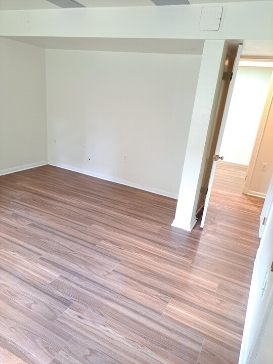 9949 Frederick Rd in Ellicott City, MD - Building Photo