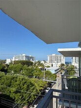 363 Washington Ave in Miami Beach, FL - Building Photo - Building Photo