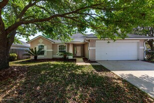 8614 Derry Dr in Jacksonville, FL - Building Photo