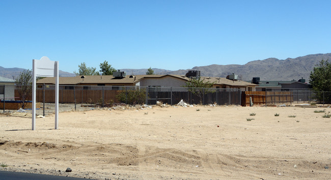 13549 Niabi Rd in Apple Valley, CA - Building Photo - Building Photo