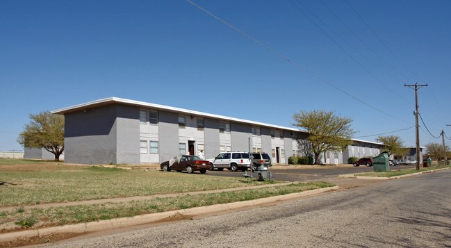 Villa Del Norte in Lubbock, TX - Building Photo - Building Photo