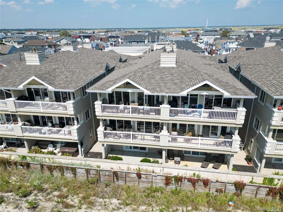 1051 Oceanfront in Long Beach, NY - Building Photo