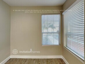 7645 Lookout Hill St in Las Vegas, NV - Foto de edificio - Building Photo