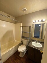 514 S Bois D Arc Ave in Tyler, TX - Building Photo - Building Photo