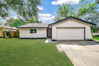 11527 Raven View Dr in Houston, TX - Building Photo - Building Photo