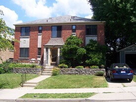 254 Senator Pl, Unit 4 in Cincinnati, OH - Building Photo