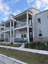 3113 Schutze St in Austin, TX - Foto de edificio - Building Photo