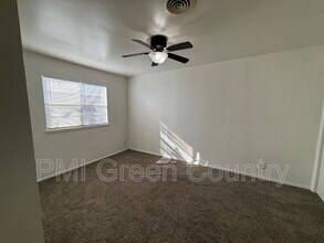 4704 S Darlington Ave in Tulsa, OK - Building Photo - Building Photo