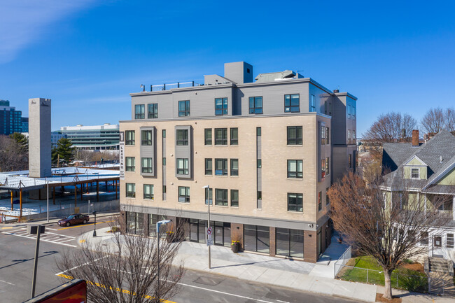 Everett St. Apartments in Allston, MA - Building Photo - Building Photo