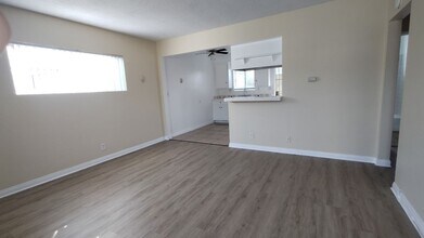 257 E 49th St in Long Beach, CA - Building Photo - Building Photo