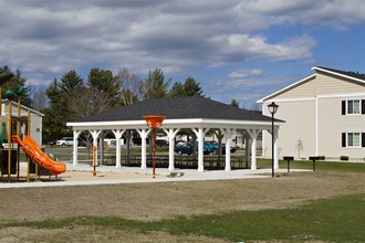 Springtree Apartments in Alpena, MI - Building Photo - Building Photo