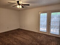 1311 Antoine Dr photo'