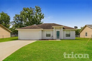 340 Shamrock Ave S in Jacksonville, FL - Building Photo