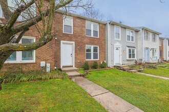 426 Mystic View Turn in Glen Burnie, MD - Building Photo - Building Photo