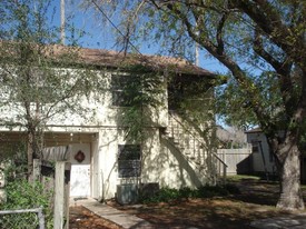 800 S Texas Blvd Apartments