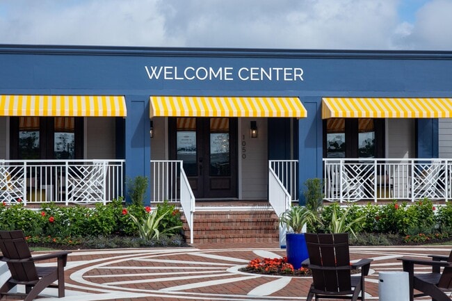 10910 SW Pioneer Pkwy in Palm City, FL - Building Photo - Building Photo