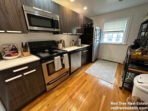 59 Wyman St in Newton, MA - Building Photo - Building Photo