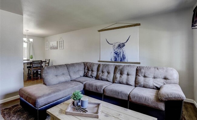 830 Zion Dr in Colorado Springs, CO - Foto de edificio - Building Photo
