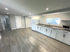 515 49th Ave Terrace W in Bradenton, FL - Building Photo - Building Photo