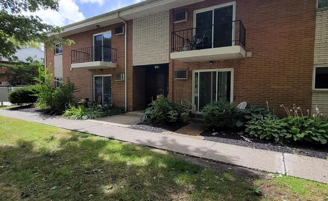 Richlawn Apartments in Painesville, OH - Foto de edificio - Interior Photo