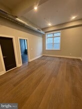 6110 Ridge Ave in Philadelphia, PA - Building Photo - Building Photo