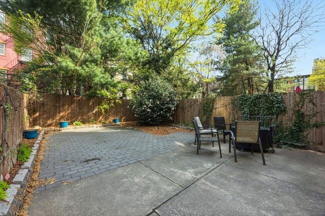 property at 1017 Park Ave