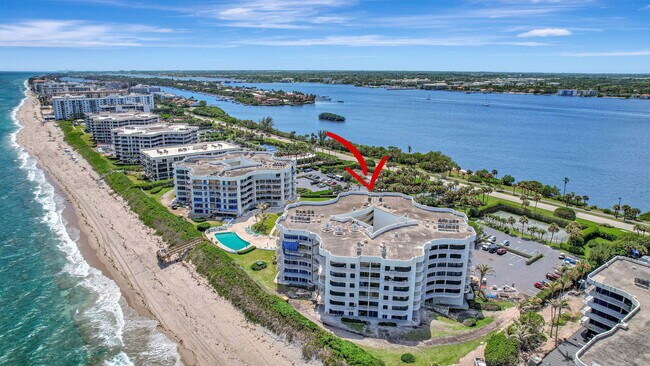 3360 S Ocean Blvd in Palm Beach, FL - Building Photo - Building Photo