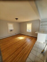 35 3rd Ave in Port Washington, NY - Building Photo - Building Photo