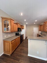 1814 Villa Dr in Warrensburg, MO - Building Photo - Building Photo