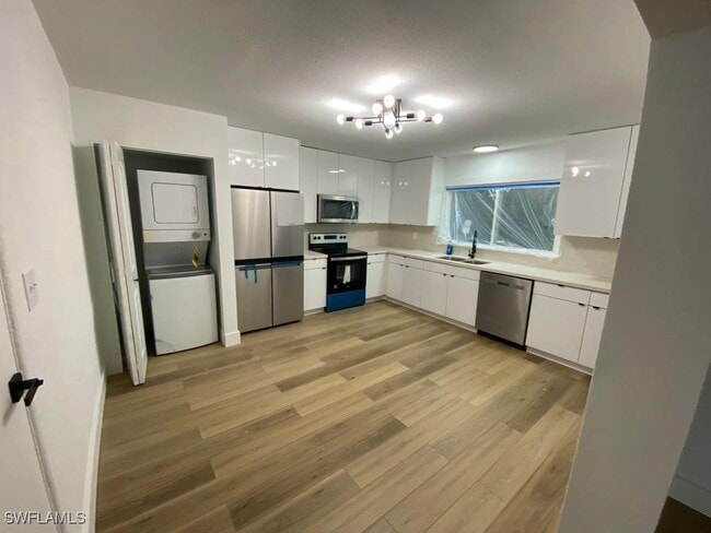 property at 1204 Lake Elbert Dr SE
