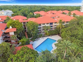 101 Ocean Ln Dr in Key Biscayne, FL - Building Photo - Building Photo