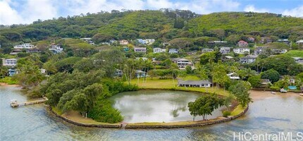47-375-375 Kamehameha Hwy in Kaneohe, HI - Foto de edificio - Building Photo