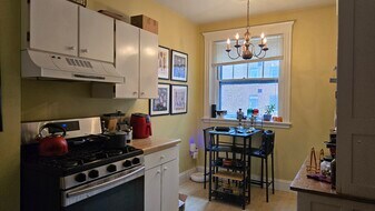 1986 Commonwealth Ave, Unit 4 in Boston, MA - Building Photo