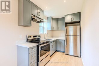 1 Hassard Ave in Toronto, ON - Building Photo - Building Photo