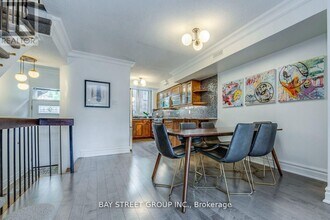 217 Mutual St in Toronto, ON - Building Photo - Building Photo