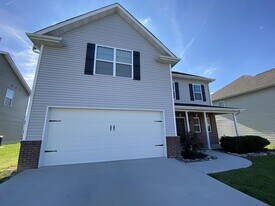 2715 Honey Hill Rd in Knoxville, TN - Building Photo