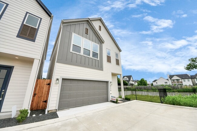 5240 Texas St in Houston, TX - Building Photo - Building Photo