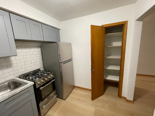 616 Ivy Ave E in St. Paul, MN - Building Photo - Building Photo