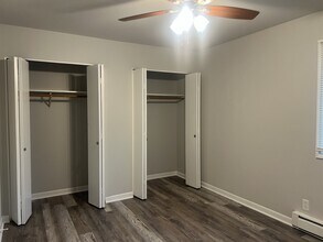 1694 Molitor Rd in Aurora, IL - Building Photo - Building Photo