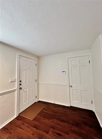 713 Spring St in Granbury, TX - Building Photo - Building Photo