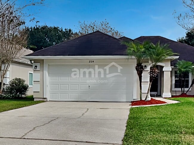 property at 224 N Lake Cunningham Ave