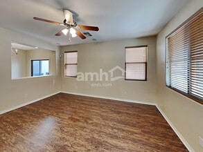 1760 E Joseph Way in Gilbert, AZ - Foto de edificio - Building Photo