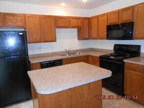 503 South Square in Bluffton, SC - Building Photo - Building Photo