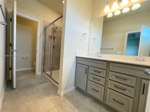 2151 Appleton Cir S in Oakland Park, FL - Building Photo - Building Photo