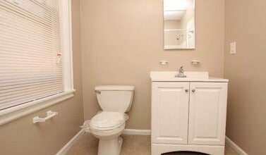 536 S. 48th St., Unit 3rd Floor in Philadelphia, PA - Building Photo - Building Photo