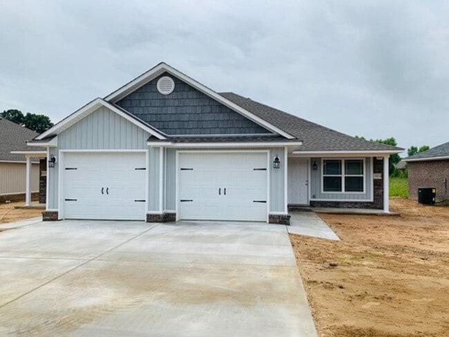 2121 Ingalls Ln in Alma, AR - Building Photo - Building Photo