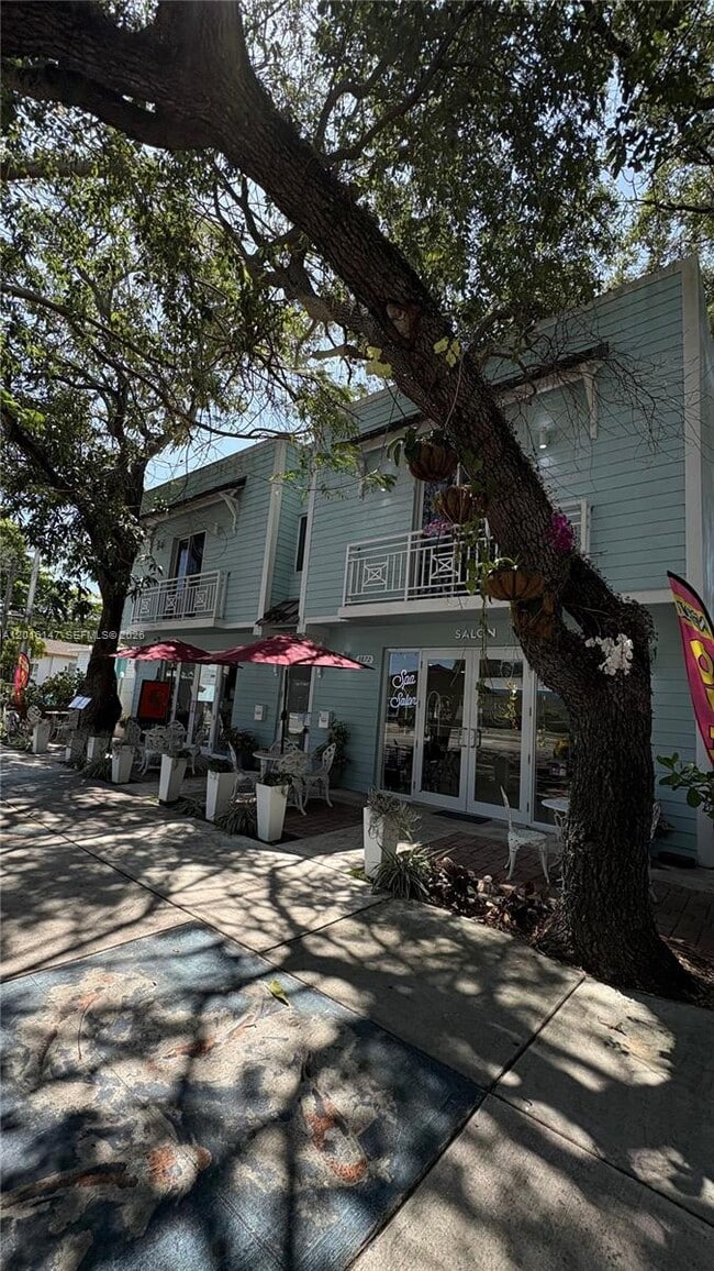 property at 3872 Grand Ave
